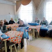 Поздравления для постояльцев домов престарелых